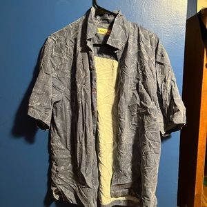 Size Medium, Blue Tommy Bahama Hawaiian shirt